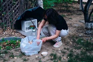 威利-格林谈成队史最快拿到100胜的教练：对此非常感激 这很酷